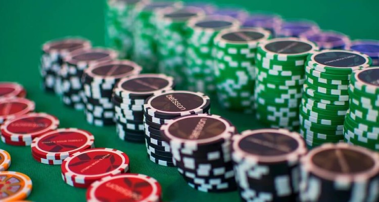 tiền chip trong poker